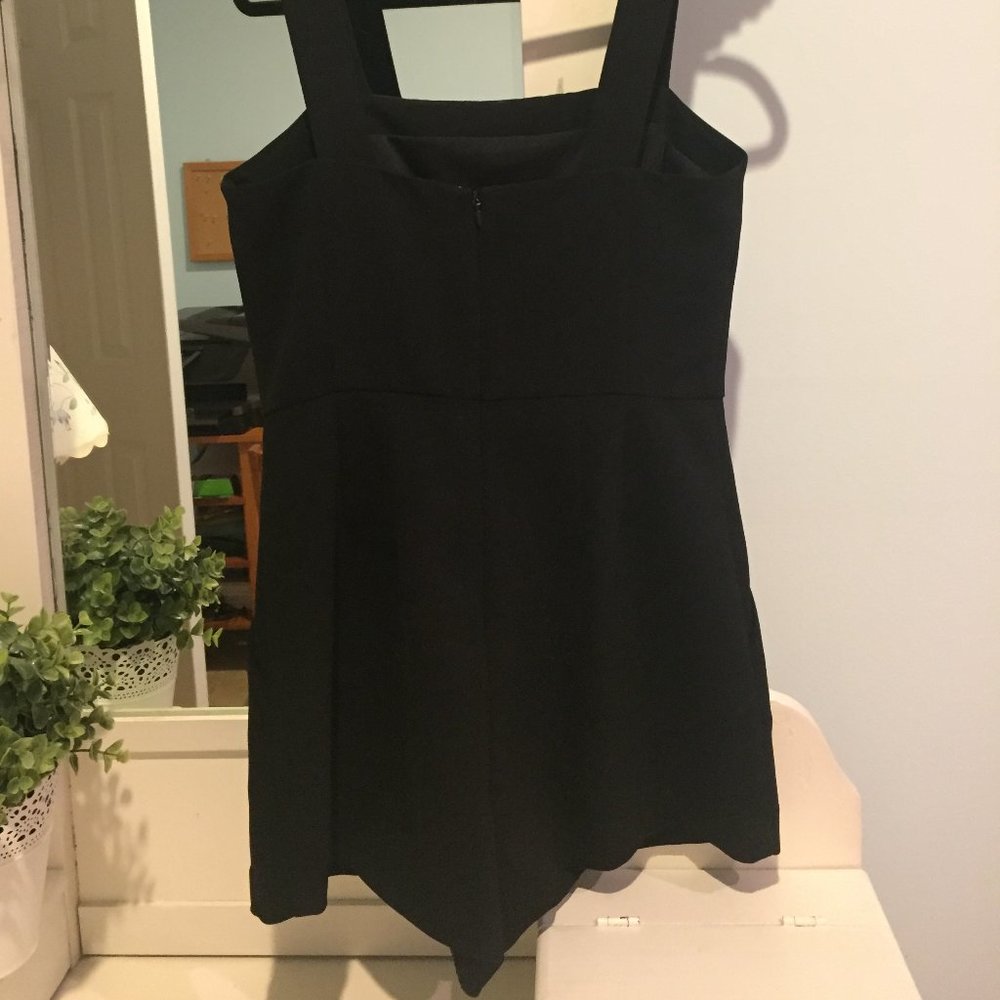 ✨Forever 21 Black Short Sleeveless Romper Sz Small